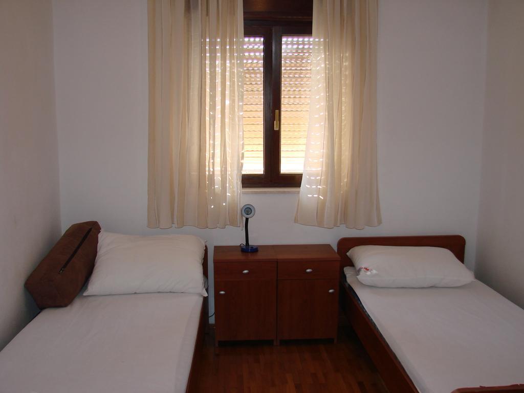 Apartment Matija Traù Camera foto