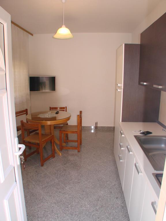 Apartment Matija Traù Camera foto