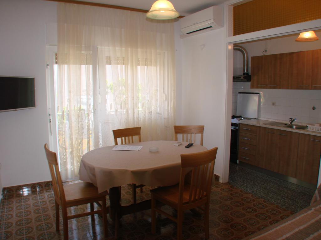 Apartment Matija Traù Camera foto